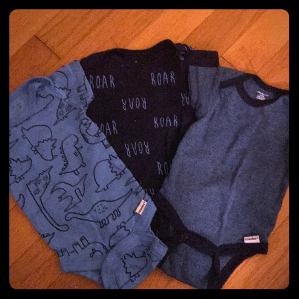 0-3 mths Dino set!